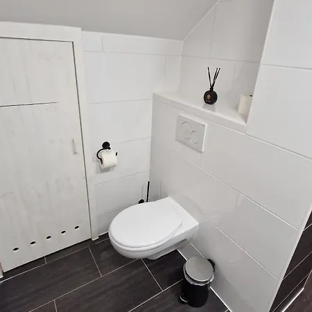 Aparthotel 04 3*